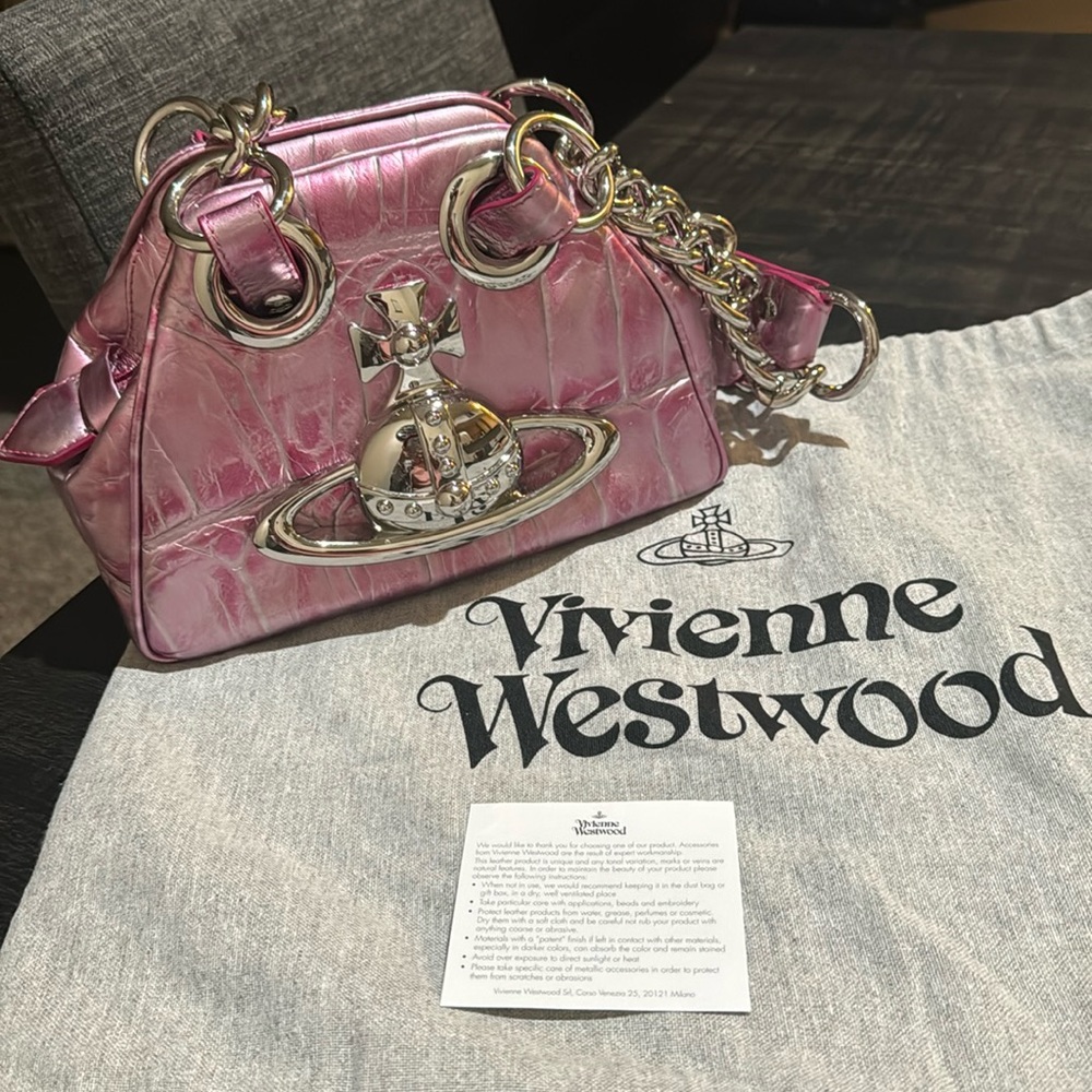 AUTHENTIC MINT Vivienne Westwood Pink Archive orb chain handbag